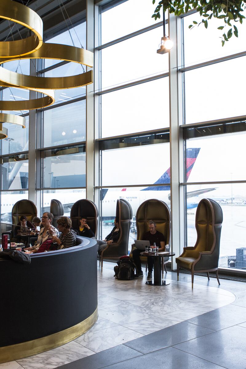 Autogrill all'aeroporto Amsterdam Schiphol 12