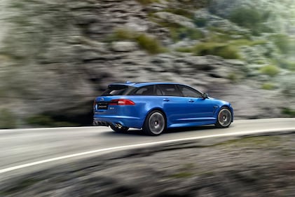Jaguar XFR-S Sportbrake: tremano Audi RS6 ed E SW 63 AMG 1