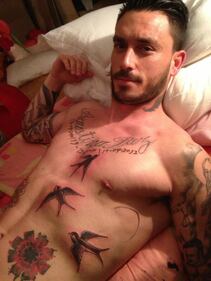 Pinilla si tatua il gol sbagliato contro il Brasile 5