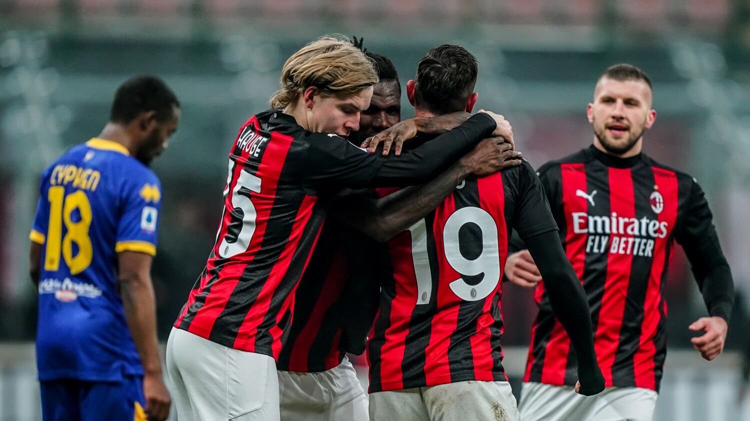 Il Milan sbatte sui legni. Lo salva un Theo alla Ibra
