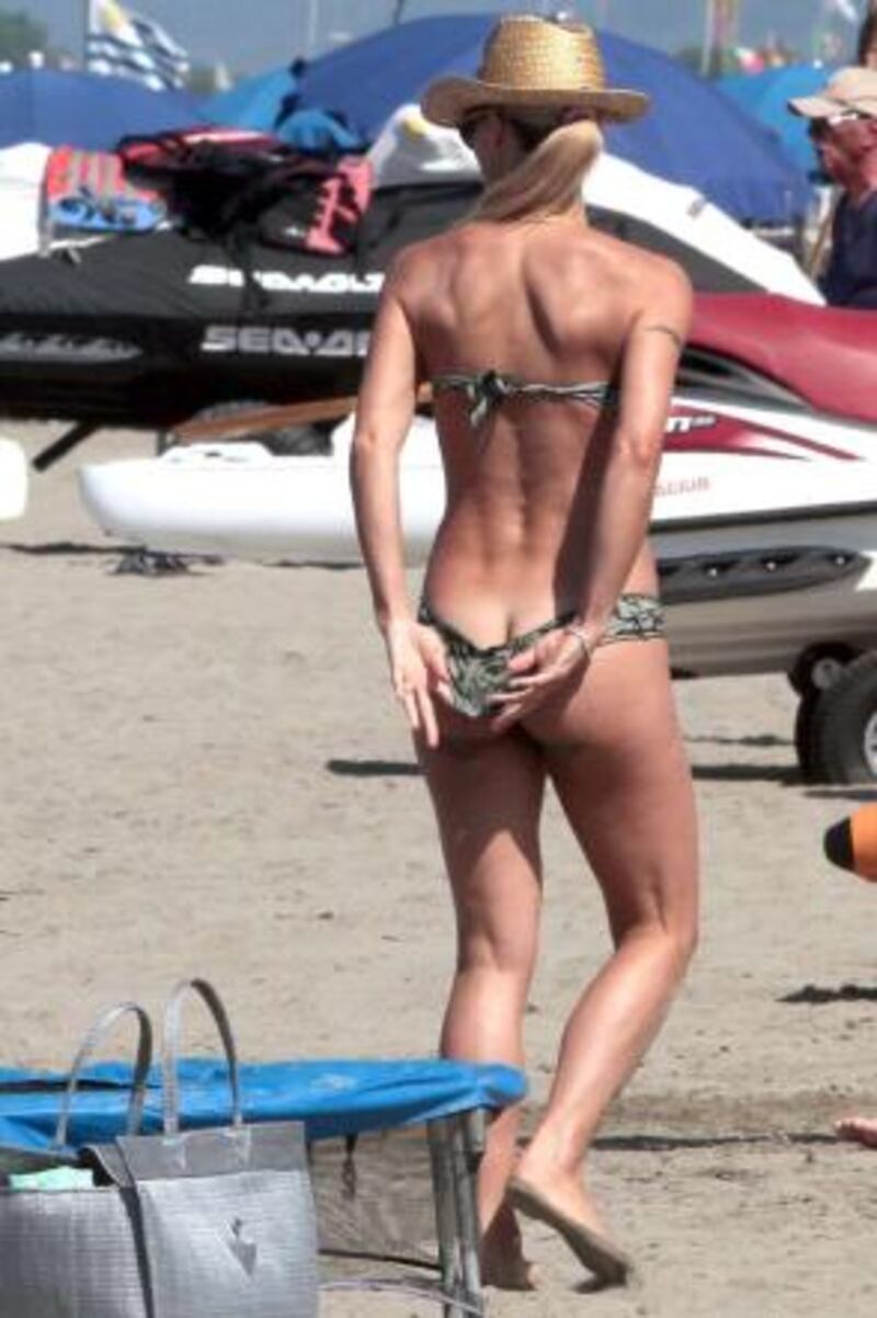 Aurora Ramazzotti con il bodyguard a Milano 42