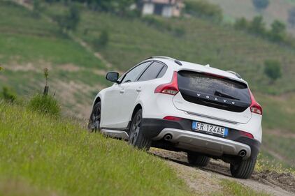 Volvo XC 40 D4: il test 11