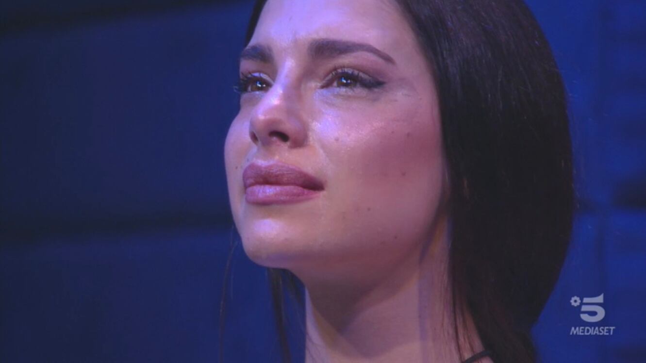 Gf Vip, il dramma di Carlotta Maggiorana: "Ogni giorno mi manca l'aria"