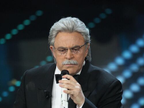 Sanremo, Crozza prende di mira Trump e imita Razzi