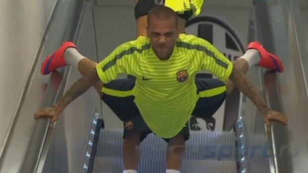 In Brasile sono certi: Dani Alves ha firmato con la Juventus