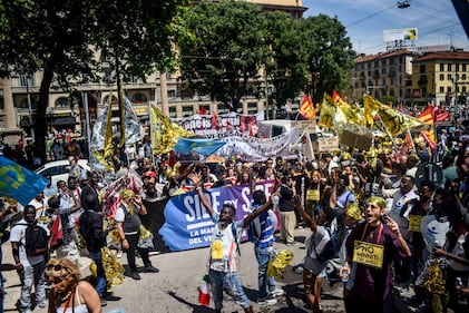 A Milano la marcia per i diritti dei migranti 3