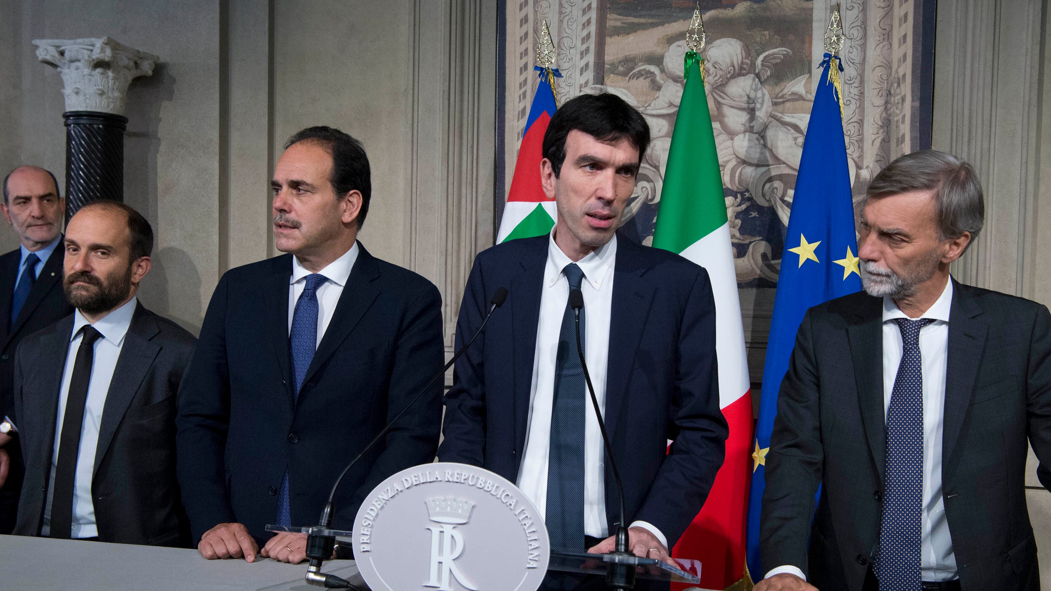 Il Pd mette il broncio per il governo E litiga sulle alleanze del futuro