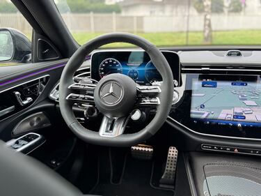 Mercedes Classe E 53 AMG Hybrid: la gallery della super berlina da 612 CV 16