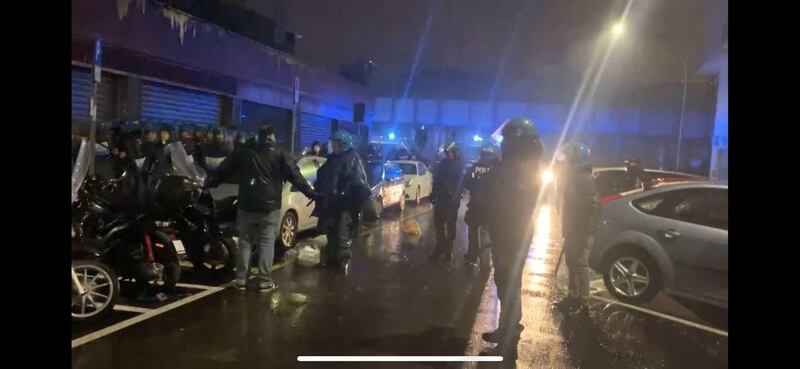 Scontri tra agenti e militanti di Casapound a Casal Bertone 4