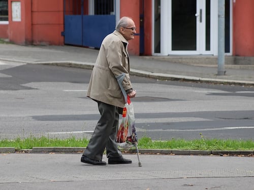 Pericolo cadute e fratture per gli over 65
