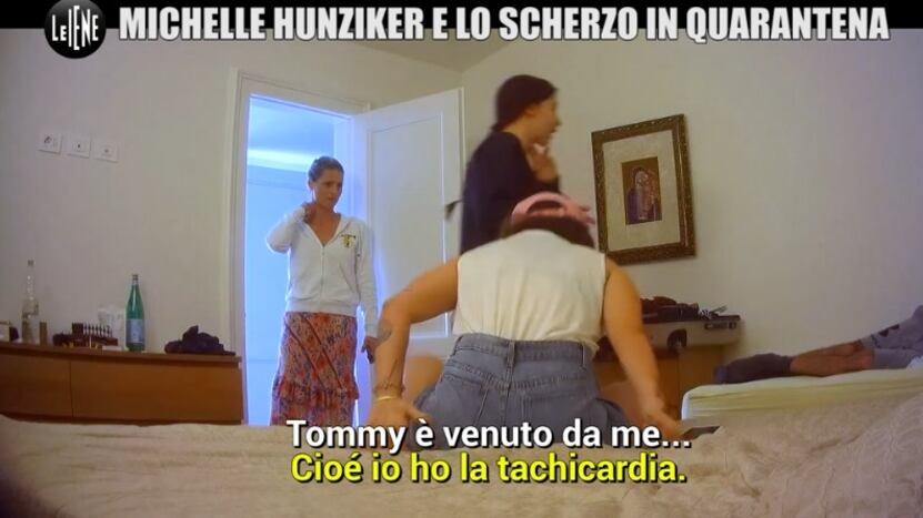 "Ma che cosa state facendo lì..." Lo scherzo che gela la Hunziker