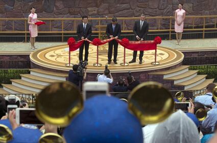 Shangai, apre il primo Disneyland cinese  22