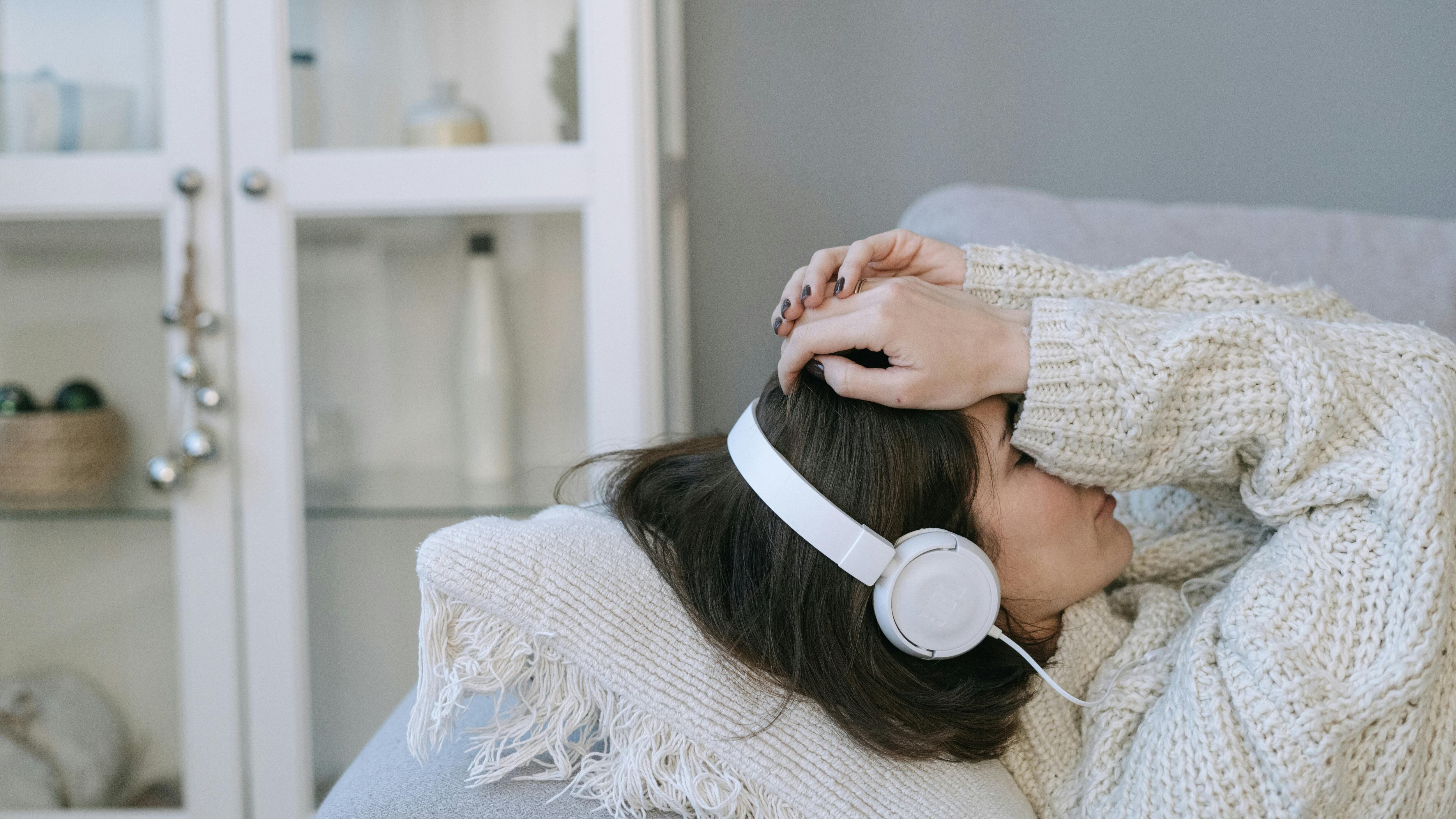 10 minuti al giorno per stare meglio: cos'è e come praticare lo slow morning