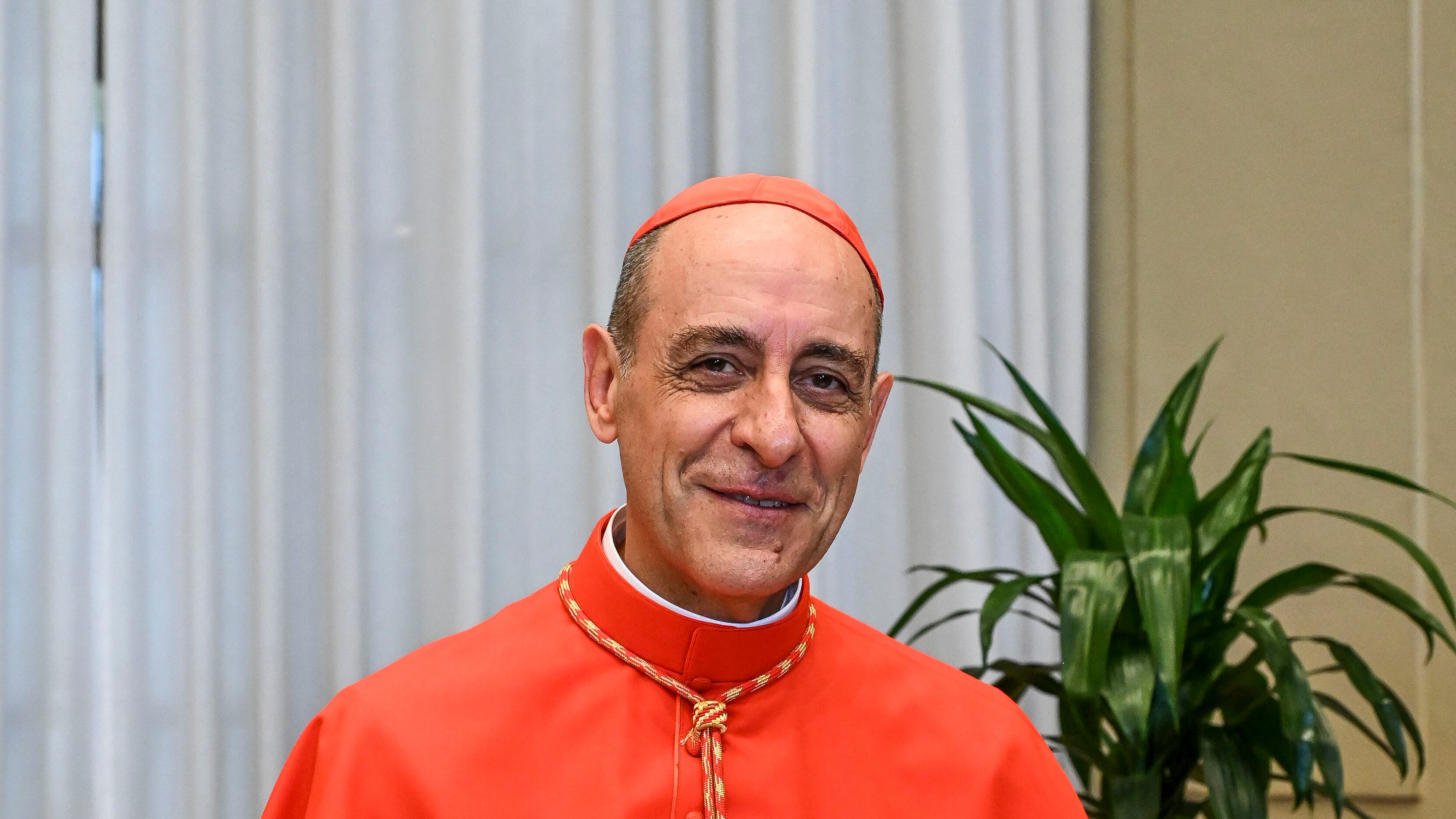 Benedizioni ai gay e distinguo ridicoli