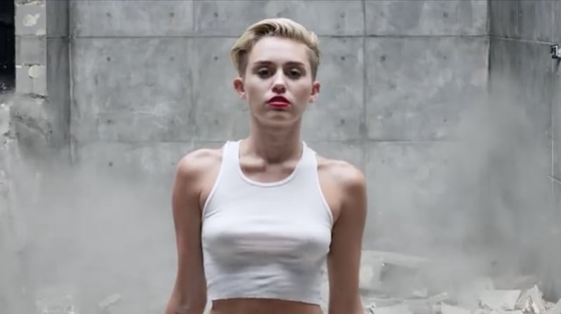Miley Cyrus nuda per Terry Richardson 25