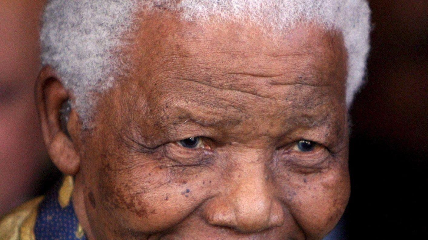Ultime ore per Mandela: ormai è tenuto in vita solo dalle macchine