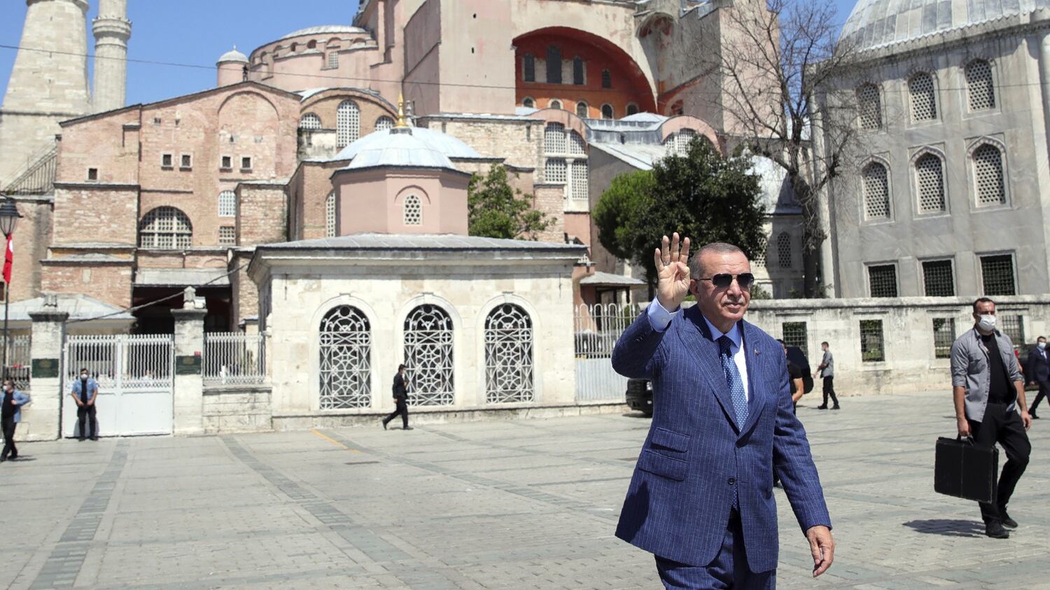 Un'altra chiesa sarà moschea: il nuovo "schiaffo" di Erdogan