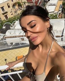 Cristina Buccino sexy in barca 2