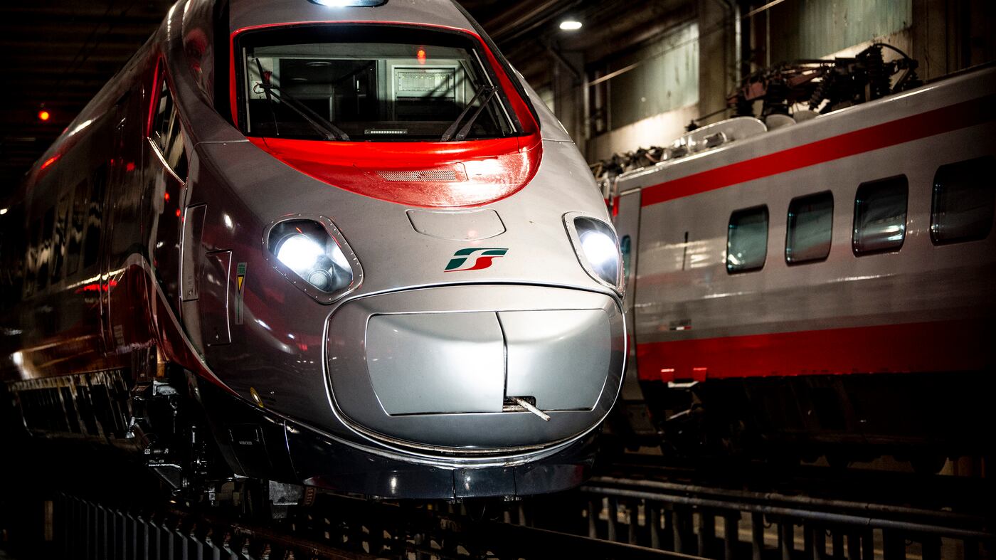 Trenitalia, agosto con lavori sulle lunghe percorrenze: le tratte coinvolte