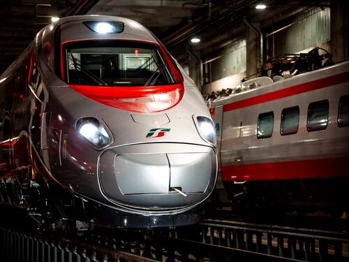 Il nuovo software in tilt: treni nel caos