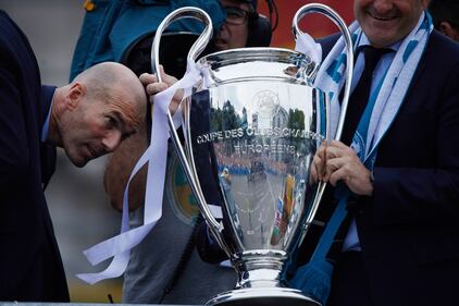 Zidane lascia da vincente il Real Madrid: ecco le foto del trionfo 3