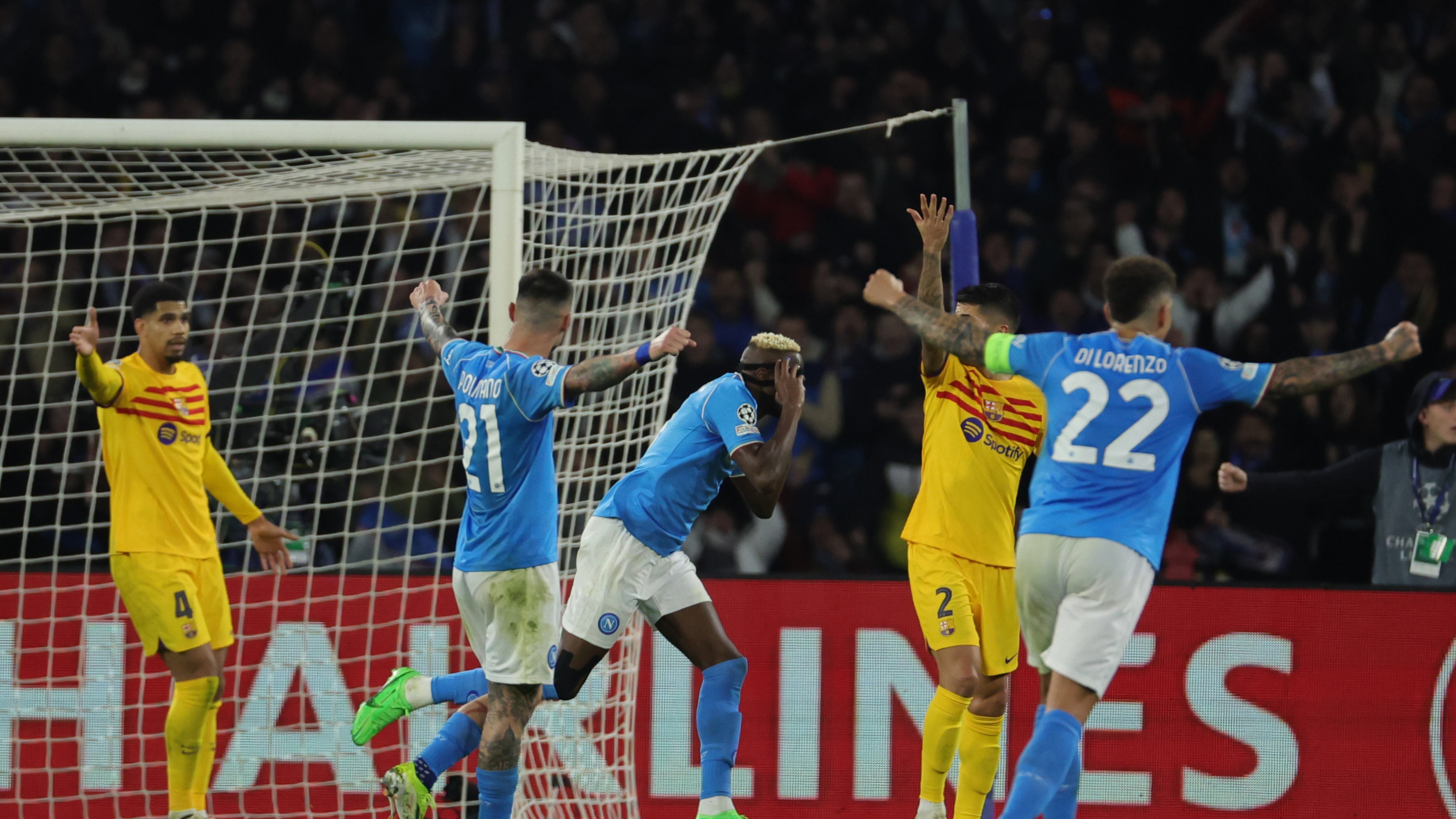 Il nuovo Napoli di Calzona strappa un punto al Barcellona: decisivo Osimhen