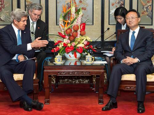 Corea del Nord, accordo tra Cina e Usa: "Denuclearizzare Pyongyang"