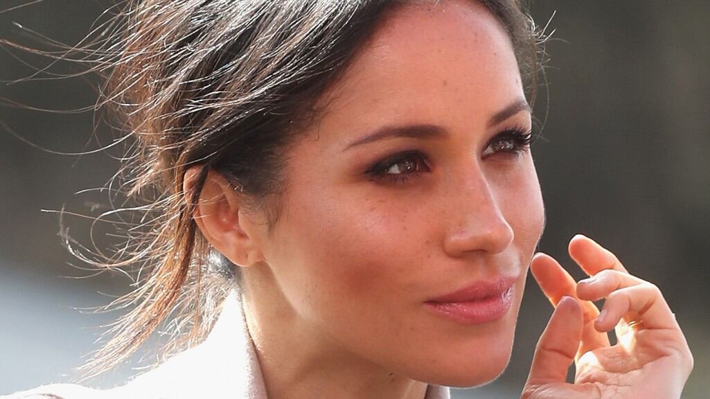 Meghan e il segreto delle nozze "Con me un pezzo di stoffa blu"