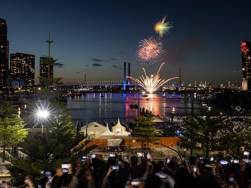 Capodanno 2024, in alcuni Paesi del mondo c'è già chi festeggia: ecco dove