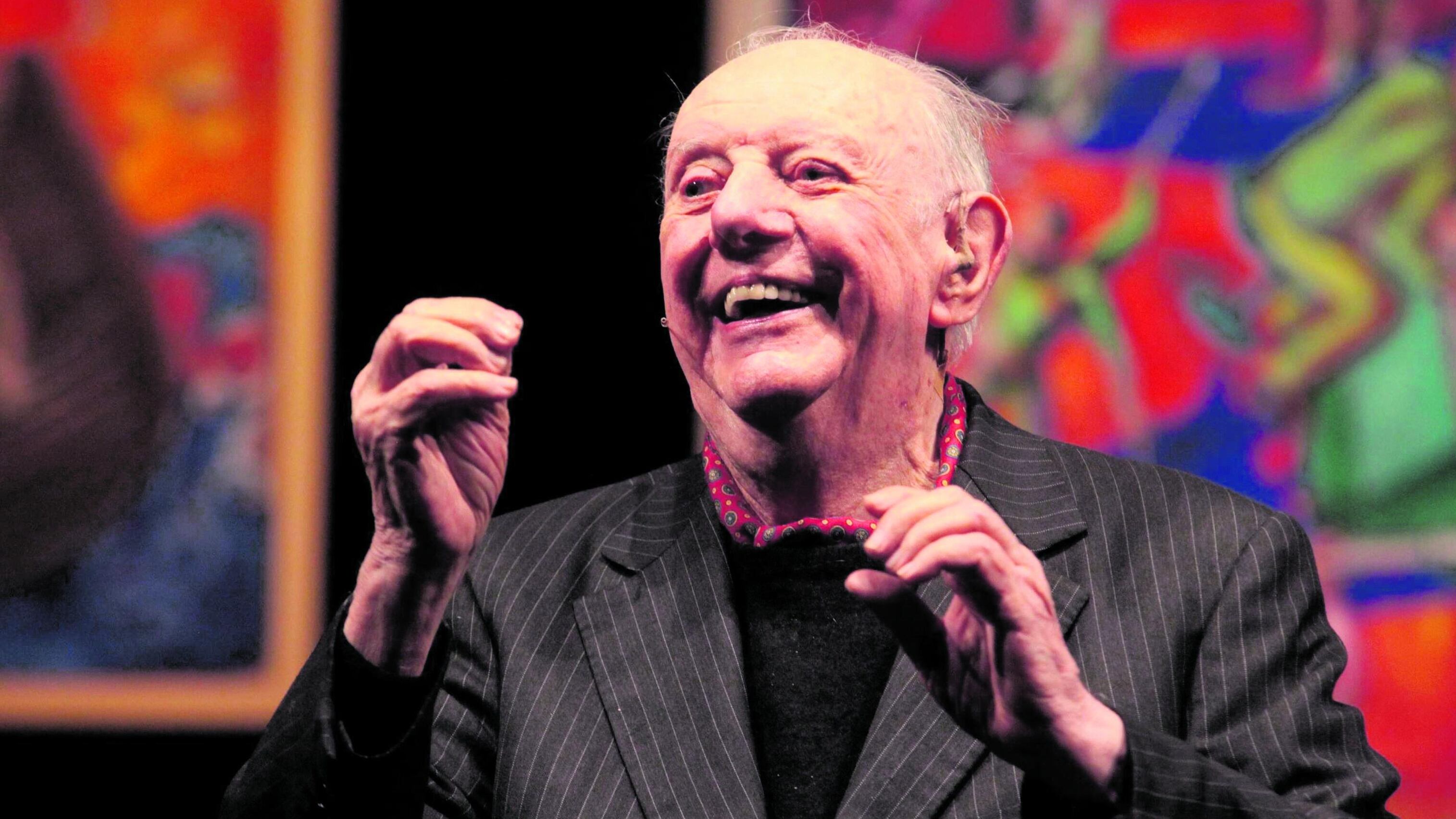 Milano e il teatro assenti ai cento anni di Dario Fo