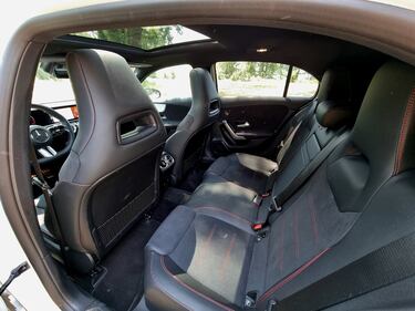 Mercedes Classe A 180d: guarda la gallery della berlina premium 14