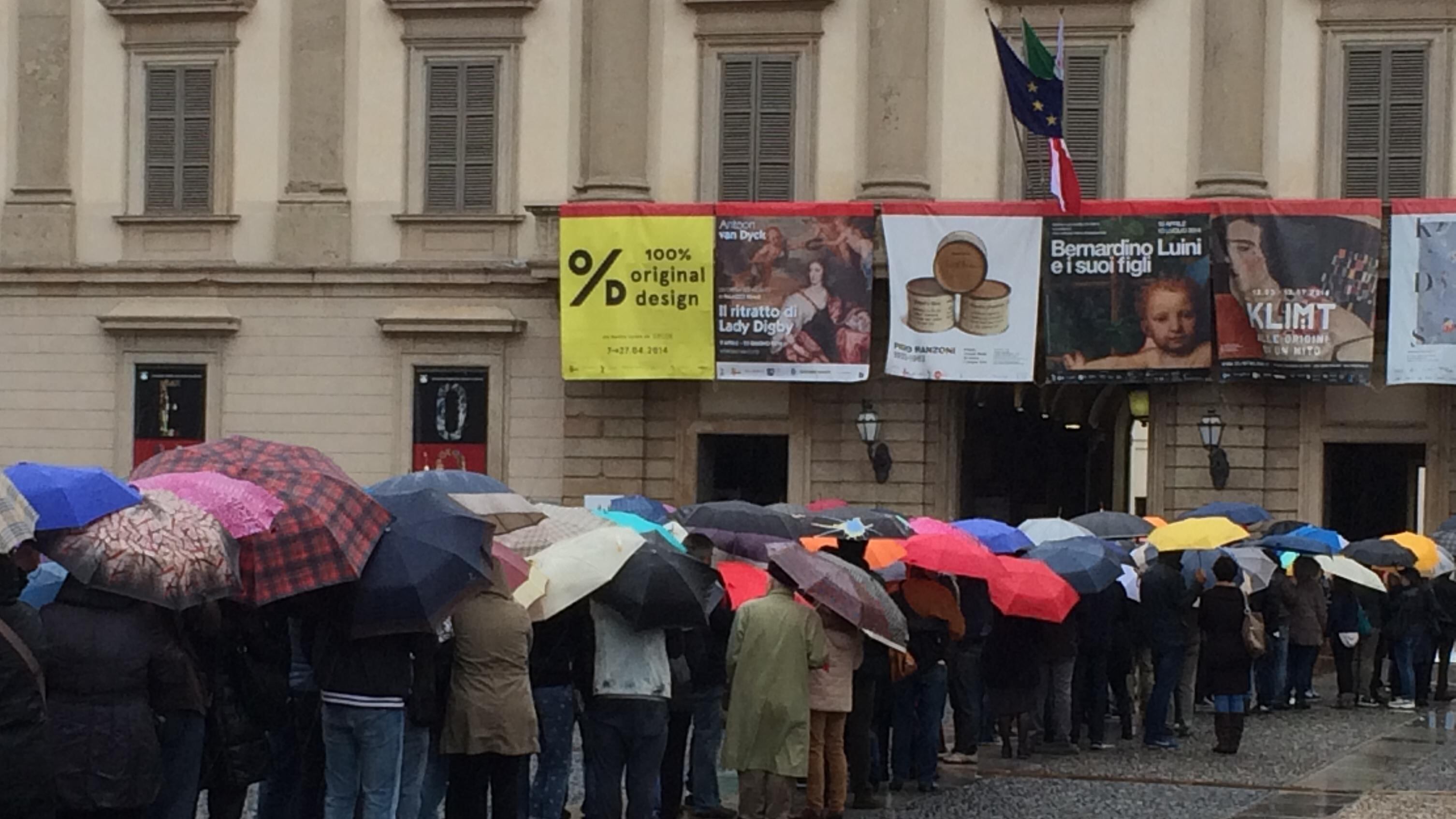 Feste coi brividi: addio picnic tutti al museo sotto la pioggia