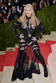 Seno e sedere di fuori: Madonna è sempre hot 1