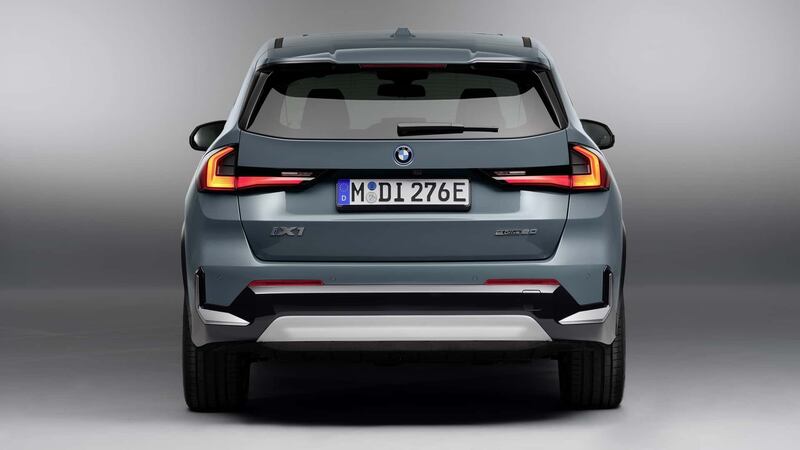 Bmw iX1 eDrive20, guarda tutte le foto 1