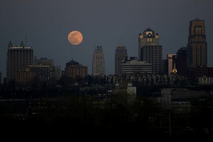 Le immagini della Superluna 14