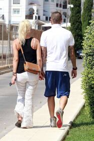 Wanda Nara, selfie da urlo: "triangolo" in archivio, è felice con Icardi 23