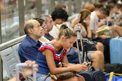Genova, treni in ritardo dopo il crollo del ponte  5