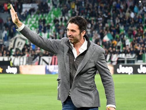 Buffon torna in Nazionale? Mancini apre alla convocazione