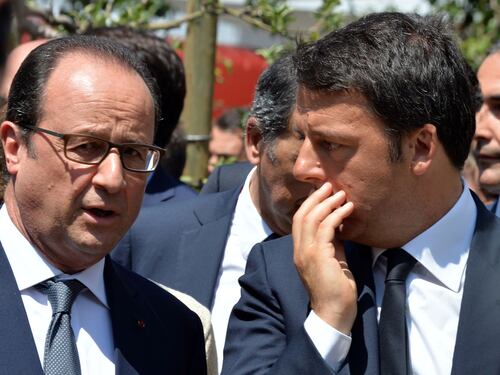 Migranti, Renzi: "No isterie ed egoismi". Hollande: "Rispettare le regole Ue"