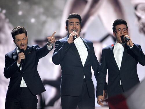 Il volo, il direttore dell'hotel: "Hanno devastato le stanze per un gesto di stizza"