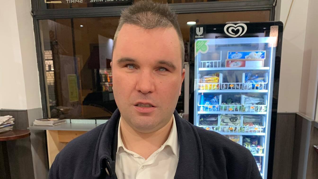 Ipovedente muore per un boccone troppo grande, indaga la procura