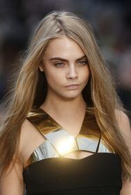 Cara Delevigne, gli occhi più belli della moda 20