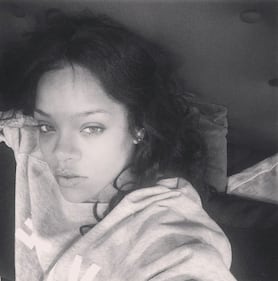 Rihanna, le immagini sexy 14