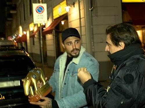 Isola dei Famosi, Monte (di nuovo) attapirato viene beccato vicino a Cecilia Rodriguez