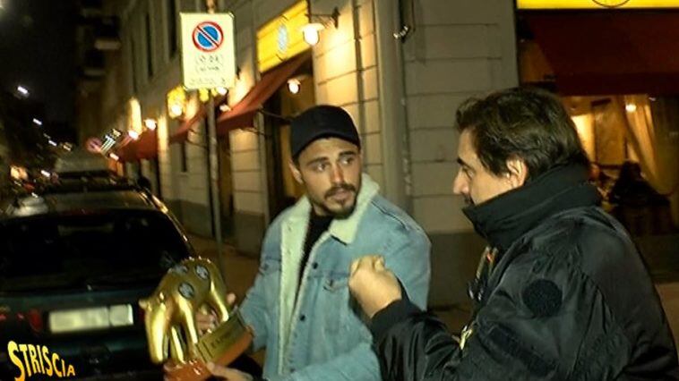 Isola dei Famosi, Monte (di nuovo) attapirato viene beccato vicino a Cecilia Rodriguez