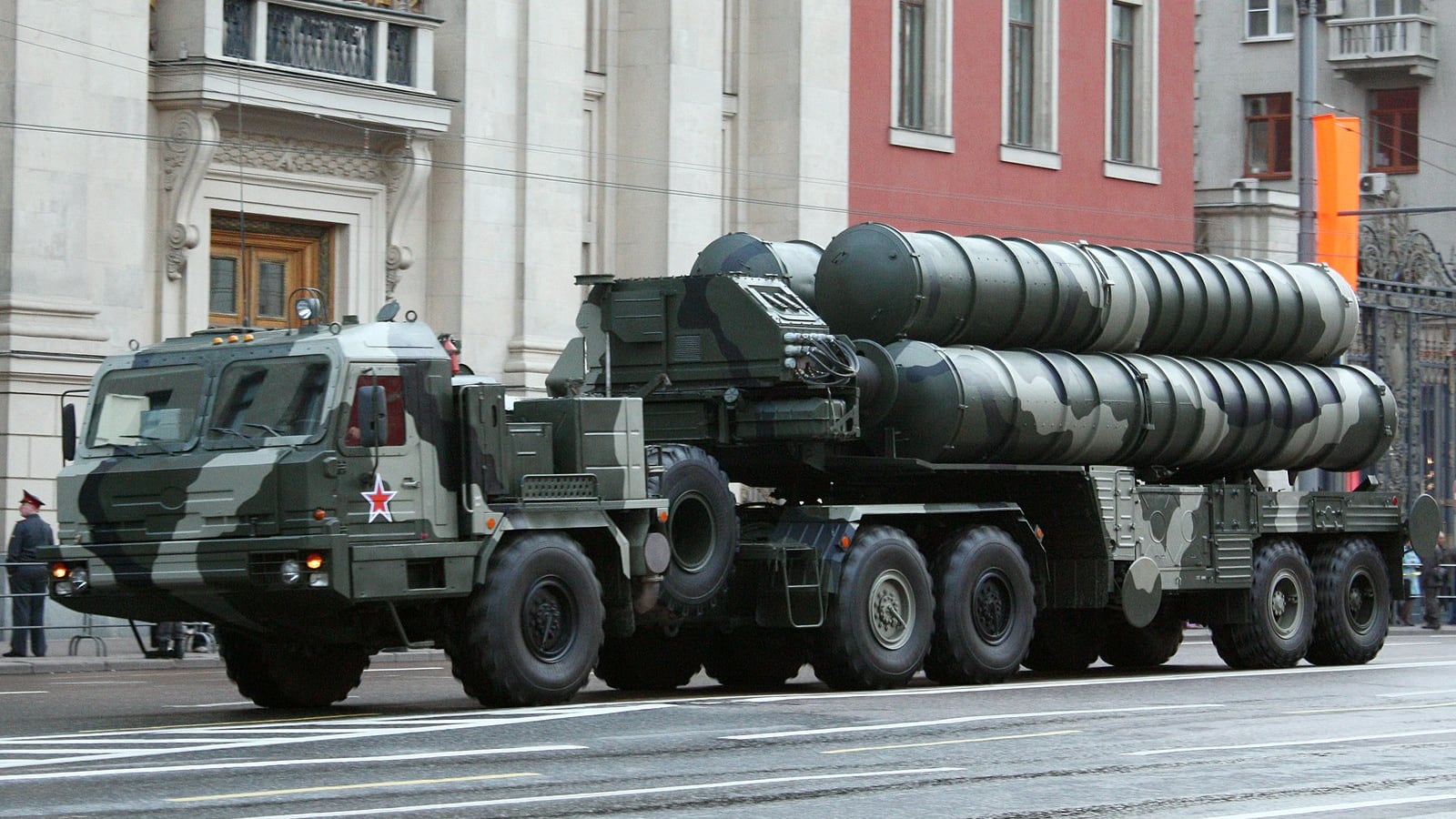 S-400 Triumf, il gigante della difesa russa si prepara a nuove sfide tecnologiche