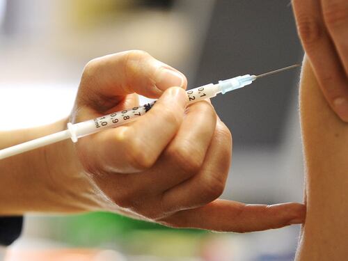 Pistoia, 4 famiglie indagate per false autocertificazioni vaccinali