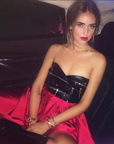 Chiara Ferragni, la scollatura è hot 10