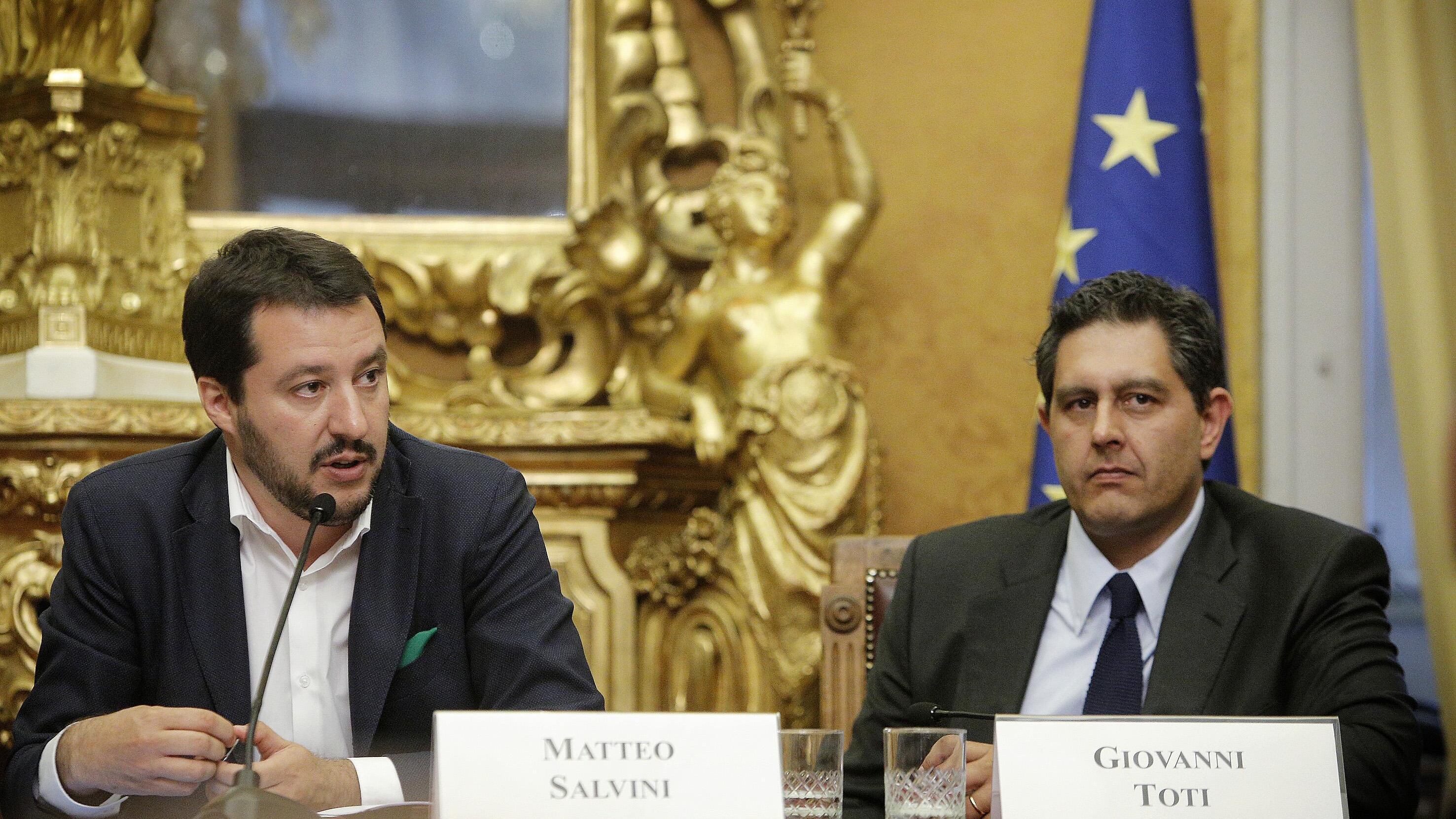 Brunetta chiama Salvini: "Un patto per battere Renzi"