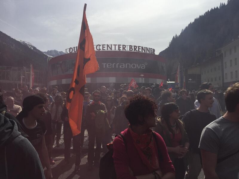 Brennero, manifestazione pro migranti 2